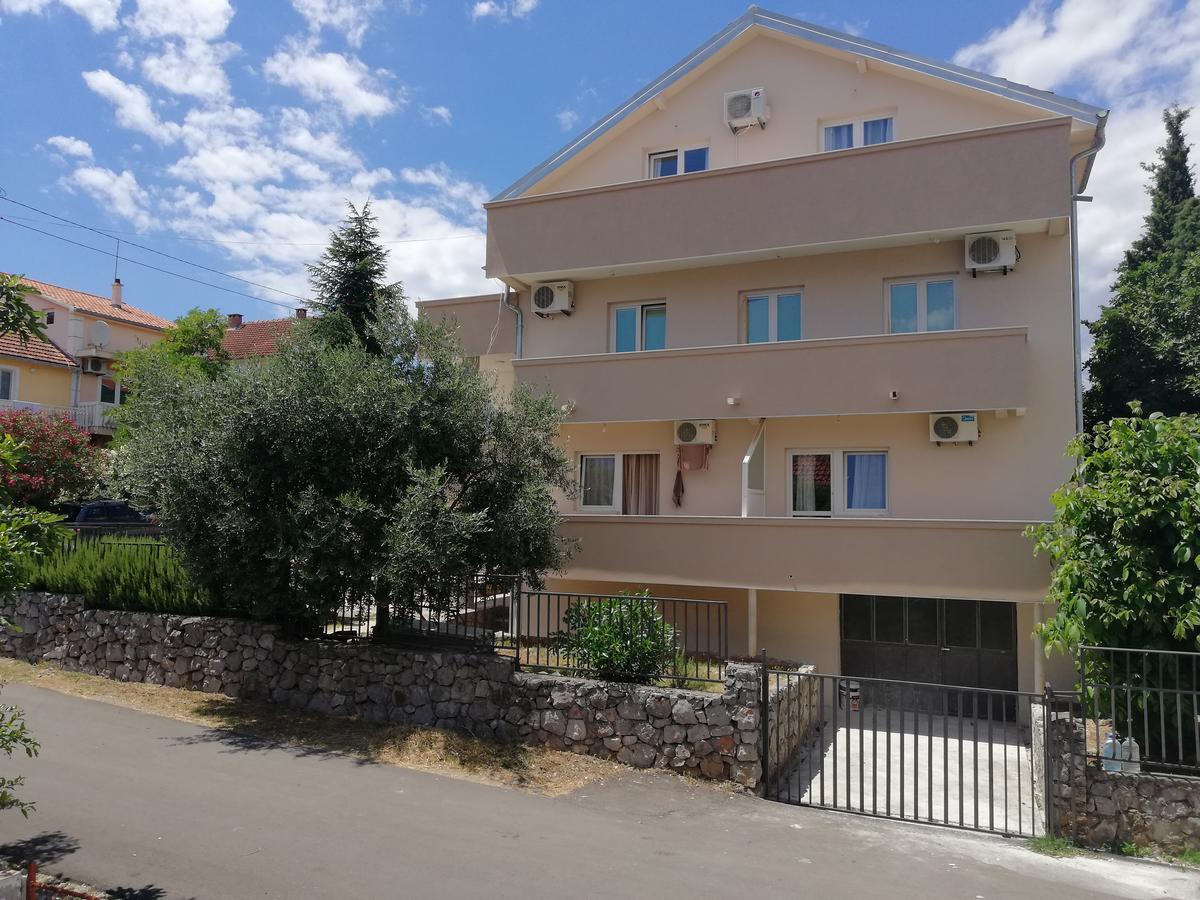 Apartmani Beljkas Тиват Экстерьер фото